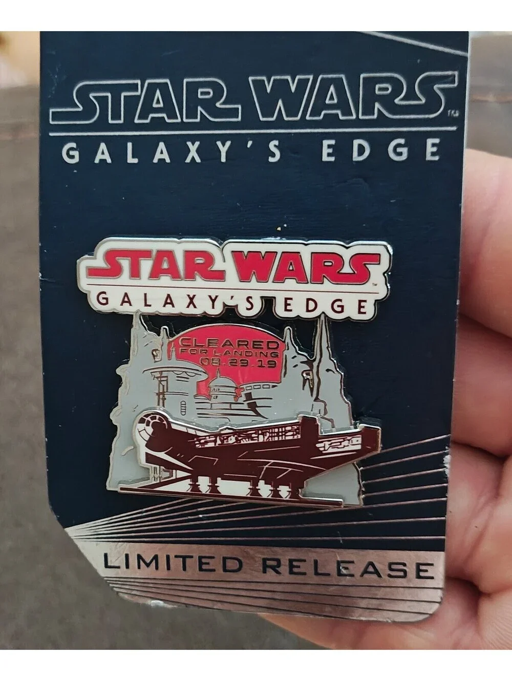 Disney Limited Release 3D Pin Star Wars Galaxy's Edge